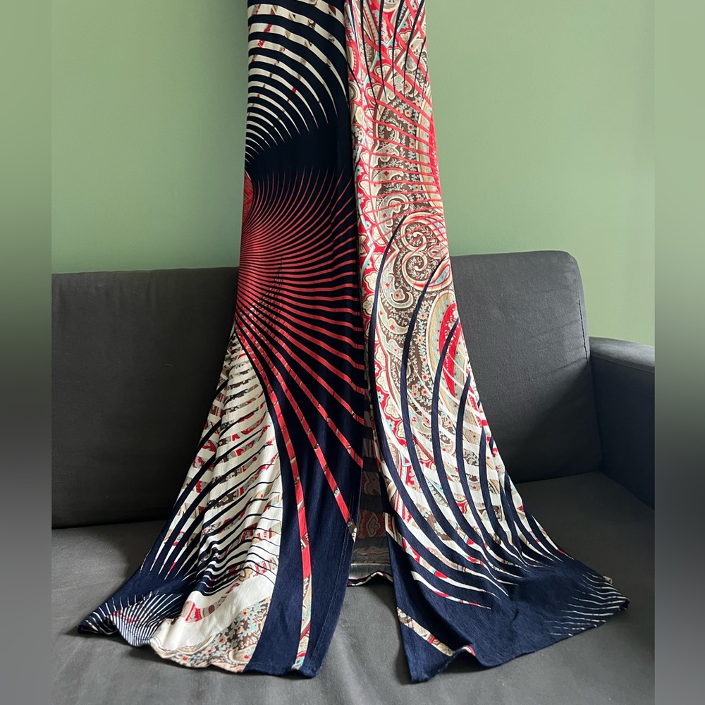 Strappy V-Neck Maxi Dress in Navy and Blush - Picture 6 of 6